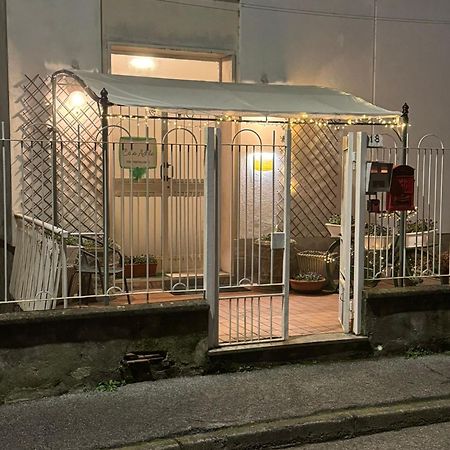 セッラヴァッレ・スクリーヴィア Casa Adele Bed & Breakfast エクステリア 写真